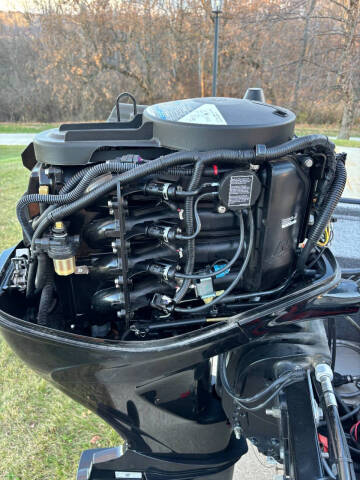 2021 Tracker BASS CLASSIC XL