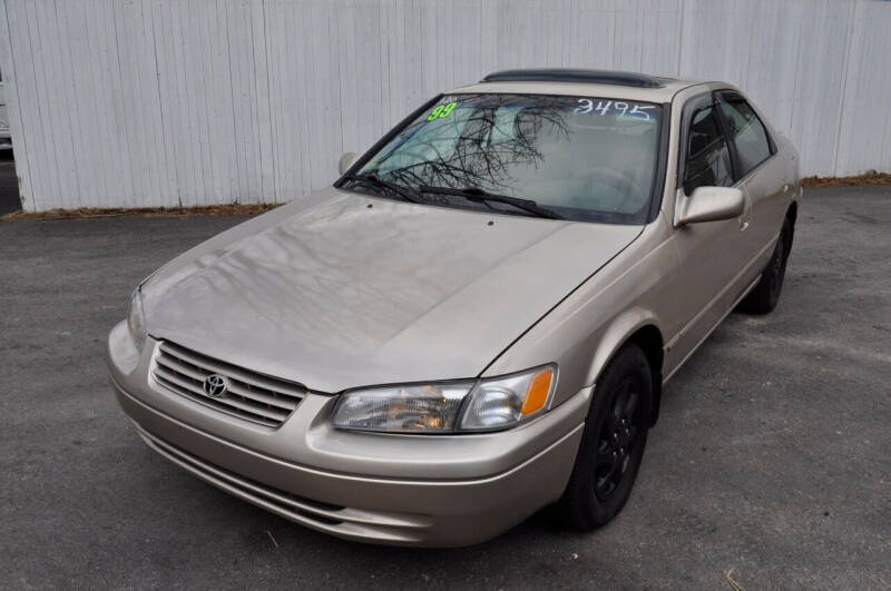 1999 Toyota Camry LE V6