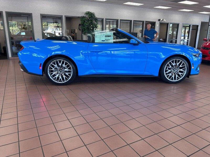 2026 Ford Mustang EcoBoost Premium