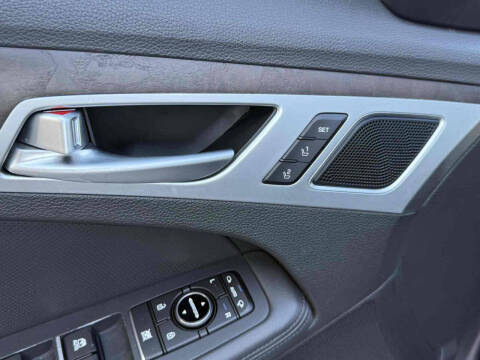 2016 Hyundai Genesis