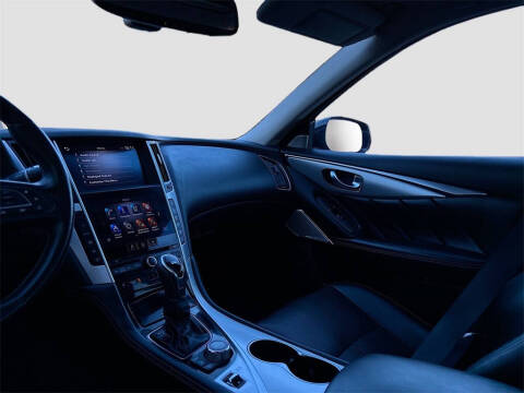 2022 Infiniti Q50 Luxe