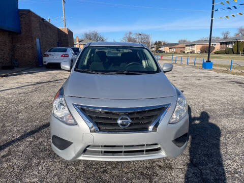 2019 Nissan Versa SV