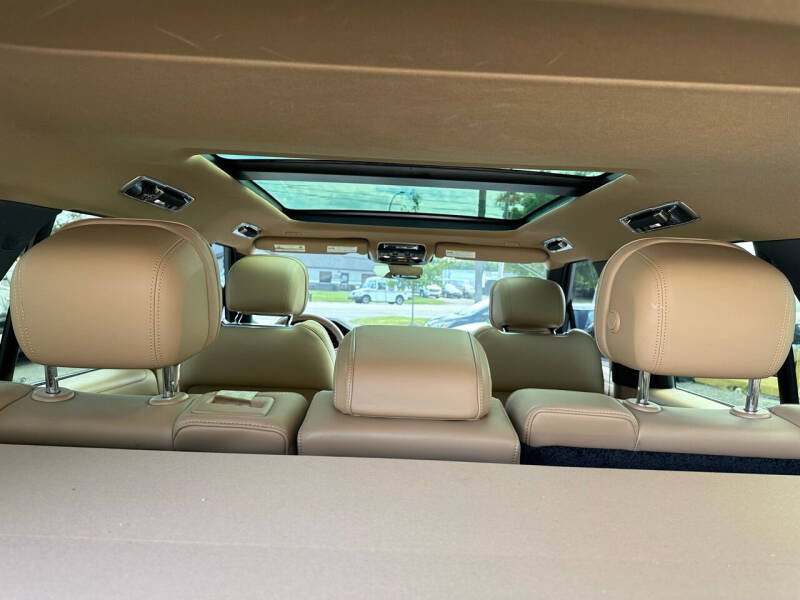 2023 Land Rover Range Rover P400 SE