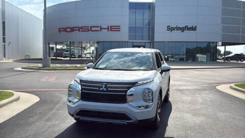 2025 Mitsubishi Outlander SE