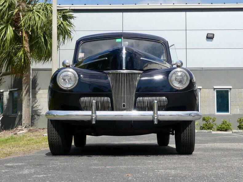 1941 Ford Deluxe