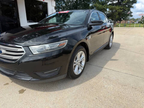 2015 Ford Taurus SEL