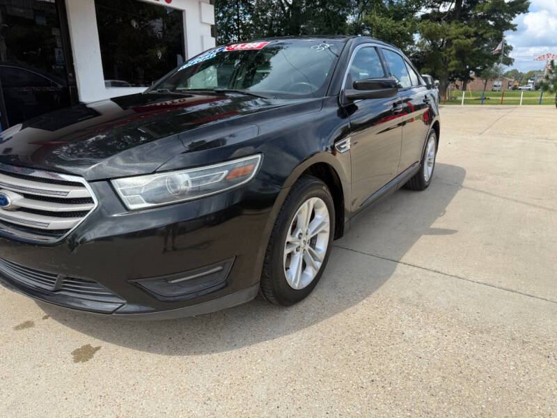 2015 Ford Taurus SEL
