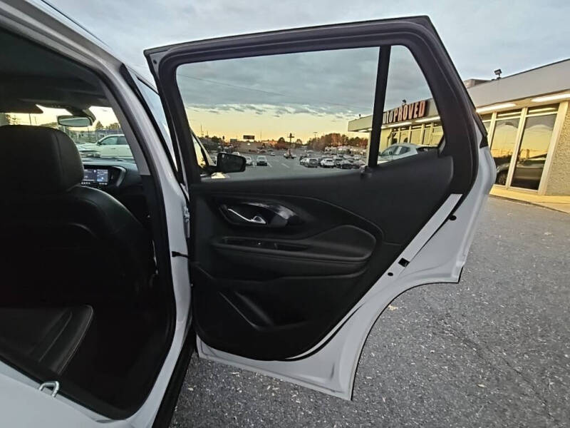 2022 GMC Terrain AT4