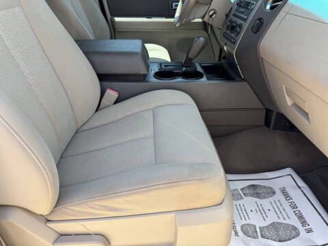 2012 Ford Expedition XLT