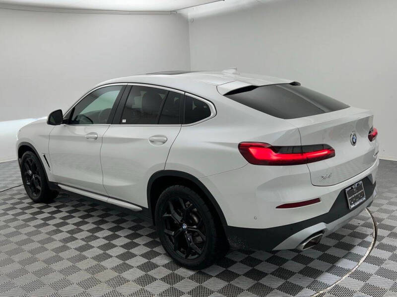 2024 BMW X4 xDrive30i