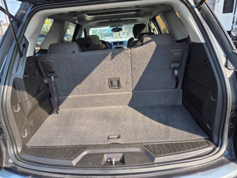 2015 GMC Acadia SLE-2