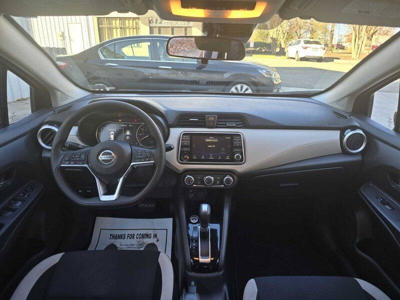 2021 Nissan Versa SV