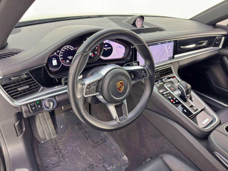 2018 Porsche Panamera 4S