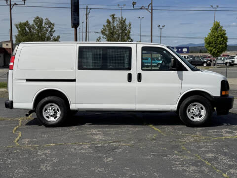 2017 Chevrolet Express 2500