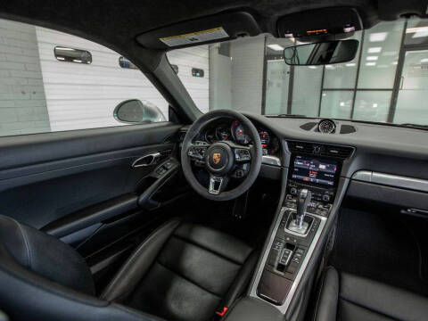 2018 Porsche 911 Carrera S