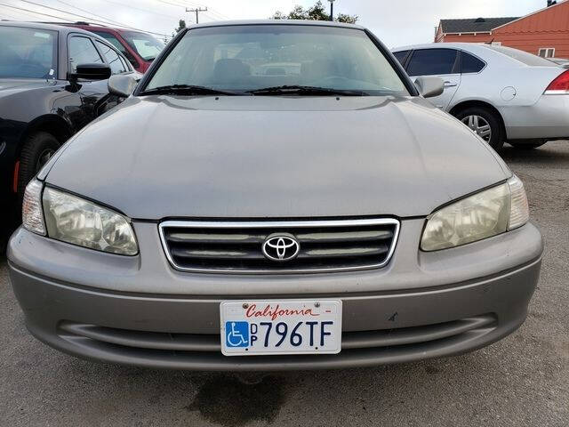 2000 Toyota Camry