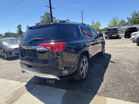 2017 GMC Acadia Denali
