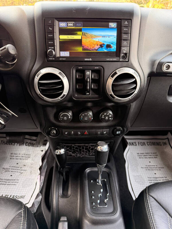 2014 Jeep Wrangler Unlimited Sahara