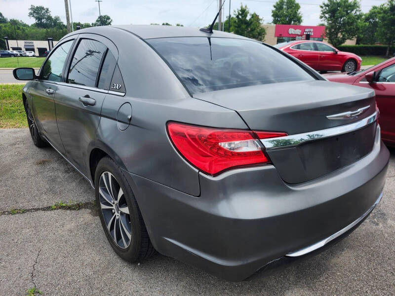 2012 Chrysler 200 LX