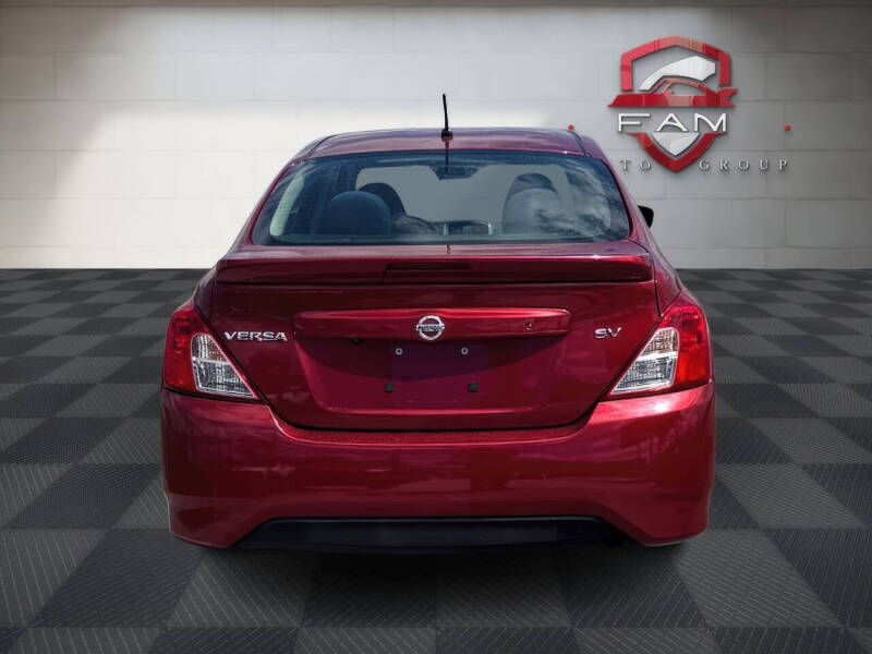 2019 Nissan Versa