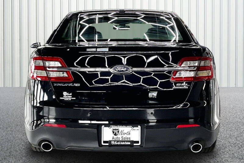 2018 Ford Taurus SEL