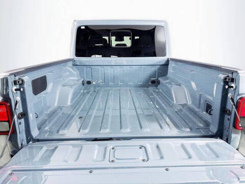 2025 Jeep Gladiator High Tide