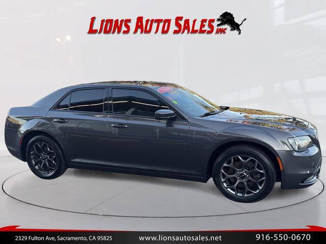 2016 Chrysler 300 S