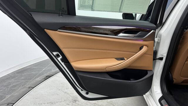 2019 BMW 5 Series 540i