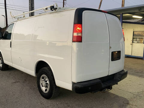 2016 Chevrolet Express 2500