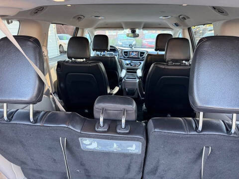 2018 Chrysler Pacifica Touring L