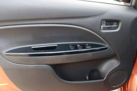 2017 Mitsubishi Mirage SE