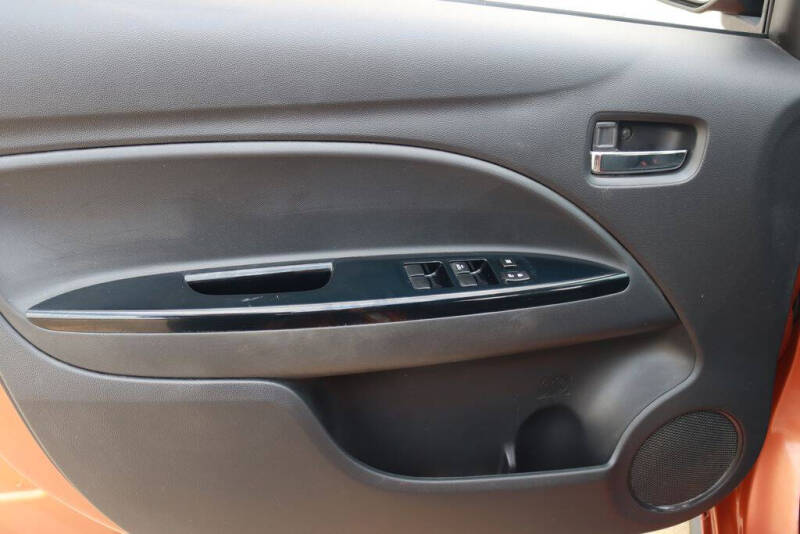 2017 Mitsubishi Mirage SE