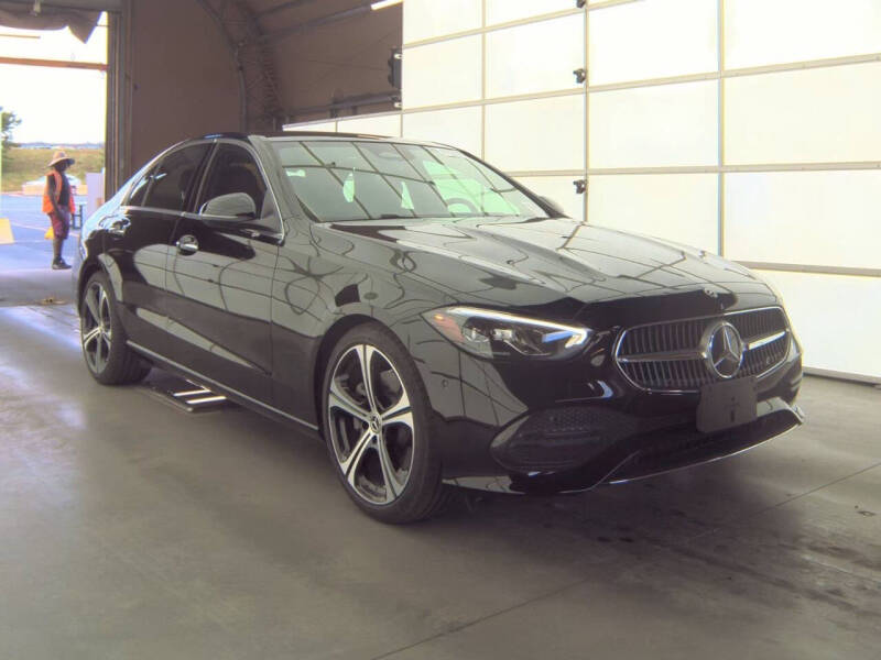 2025 Mercedes-Benz C-Class Sedan C 300's photo