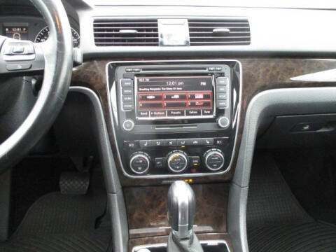 2015 Volkswagen Passat 2.0L TDI SEL Premium