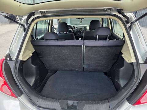 2008 Nissan Versa 1.8 S