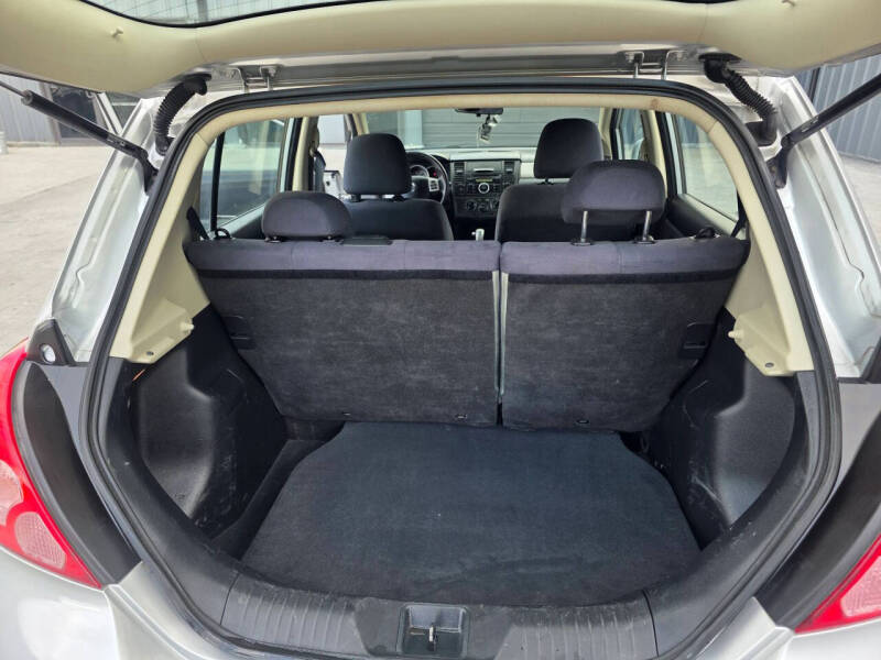 2008 Nissan Versa 1.8 S