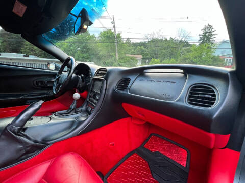 2004 Chevrolet Corvette