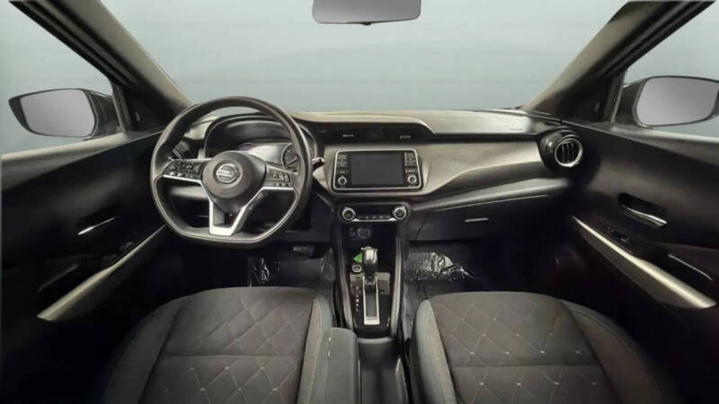 2020 Nissan Kicks SV