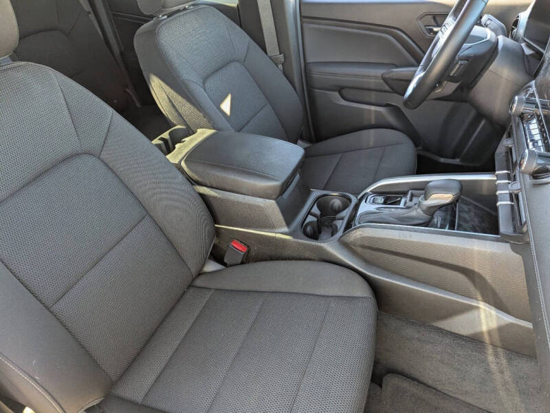 2025 Chevrolet Colorado LT