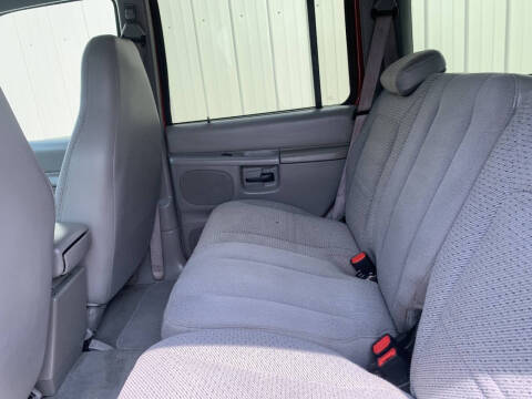 2000 Ford Explorer XLS