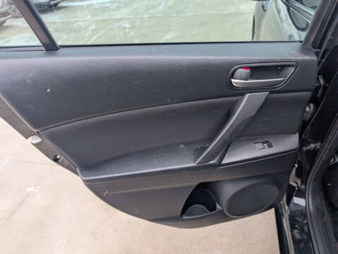 2013 Mazda MAZDA3 i Touring