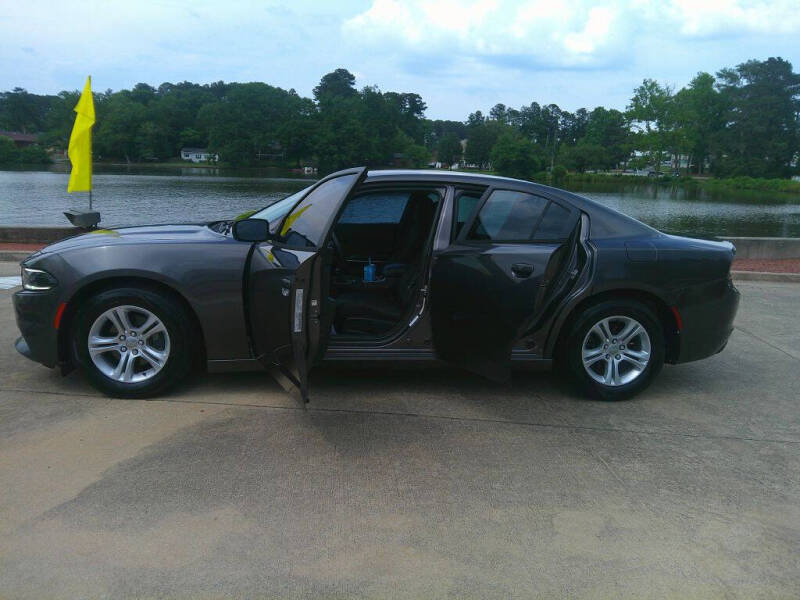 2016 Dodge Charger SE