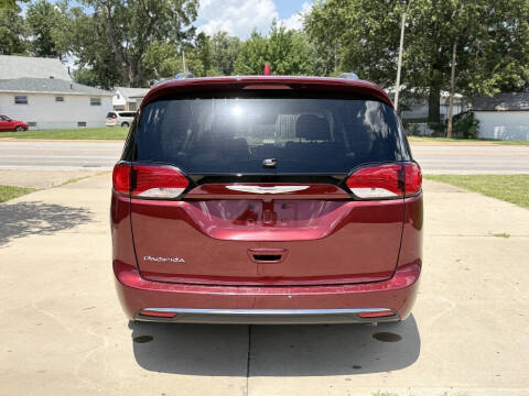 2019 Chrysler Pacifica Touring L Plus