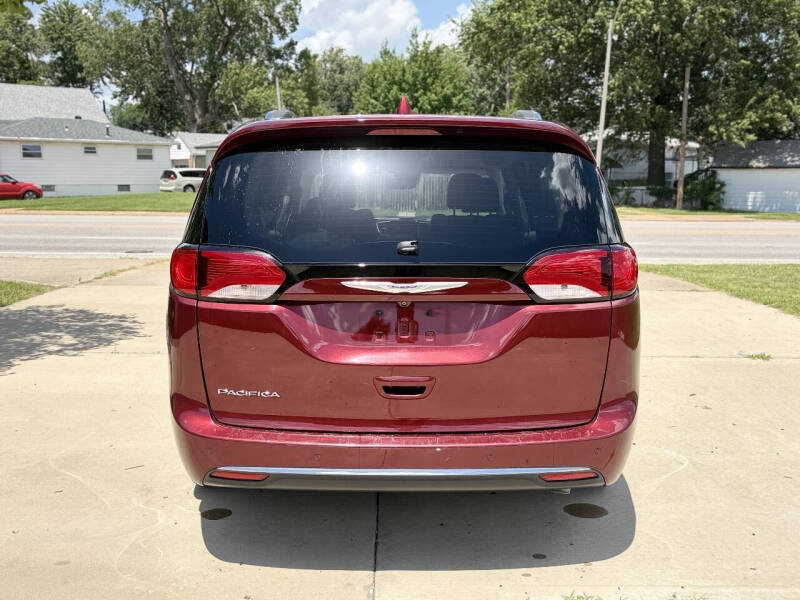 2019 Chrysler Pacifica Touring L Plus