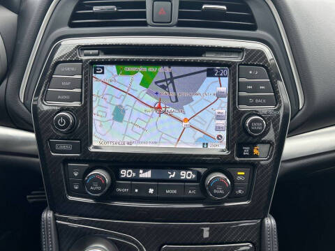 2017 Nissan Maxima 3.5 SR