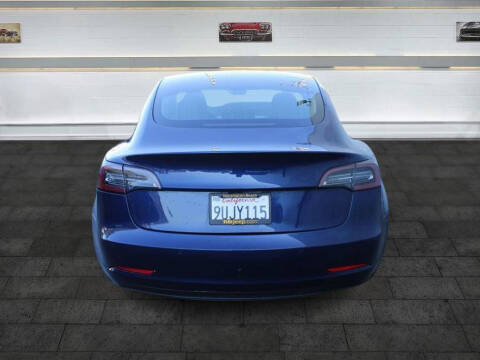 2020 Tesla Model 3 Standard Range Plus