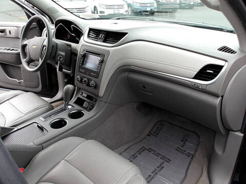 2016 Chevrolet Traverse LS