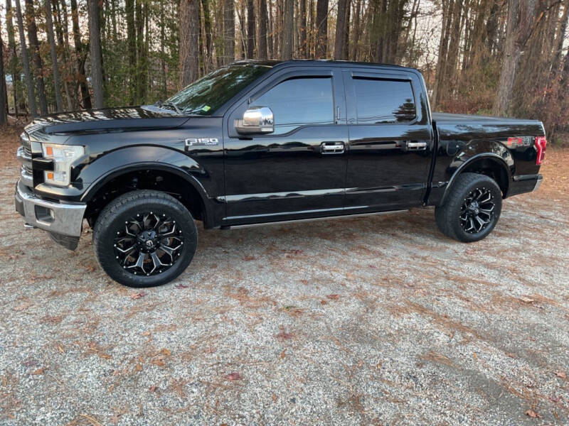 2016 Ford F-150 Lariat photo 3