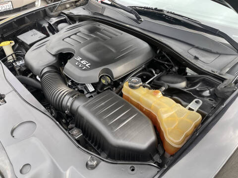 2011 Dodge Charger SE