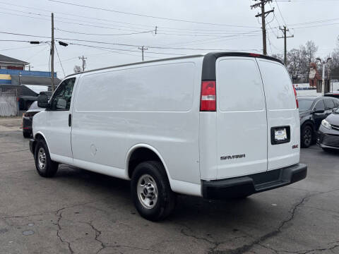 2019 GMC Savana 2500